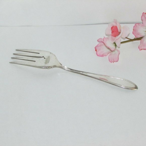 Antique Serving Fork Silverplate Oneida Bridal Wreath 1915 Vintage Cottagecore - Picture 5 of 8